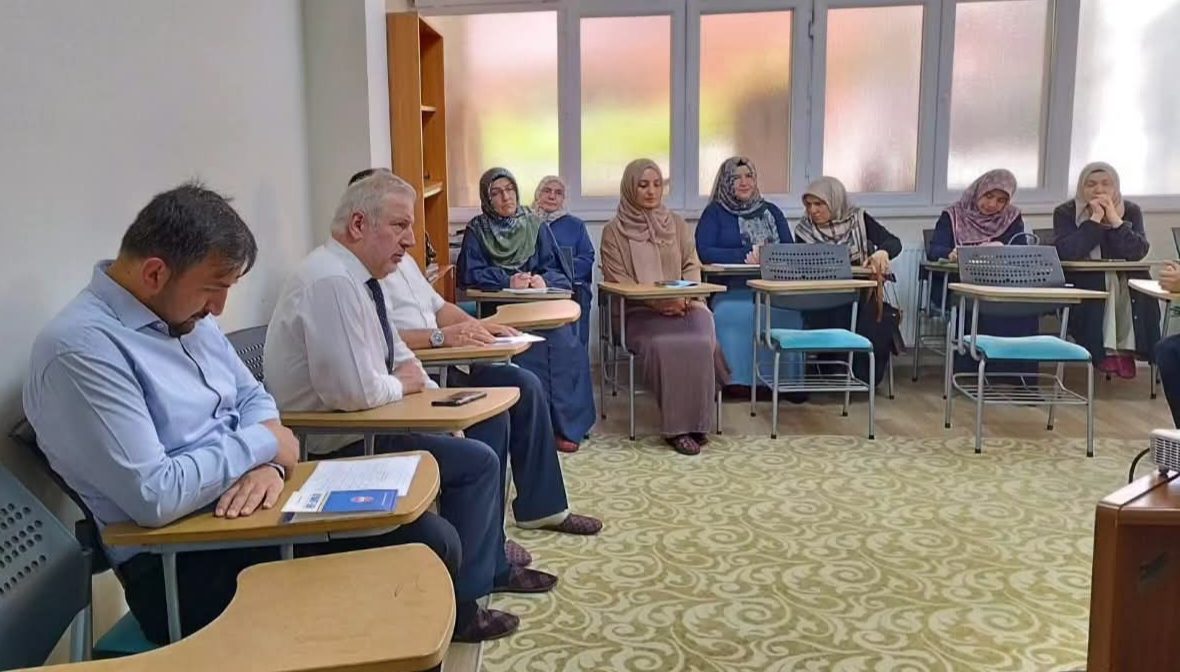 Yalova’da Cami Yapımı İçin Protokol İmzalandı: Müftülükten Eğitim ve Afet Farkındalığı Hamleleri 6 Yalova’da Cami Yapımı İçin Protokol İmzalandı: Müftülükten Eğitim ve Afet Farkındalığı Hamleleri