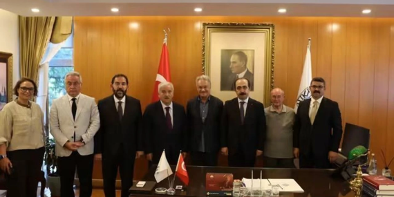 Halil İnalcık, Vefatının 10. Yılında Düzenlenen Özel Panelle Anıldı 22 Halil İnalcık, Vefatının 10. Yılında Düzenlenen Özel Panelle Anıldı