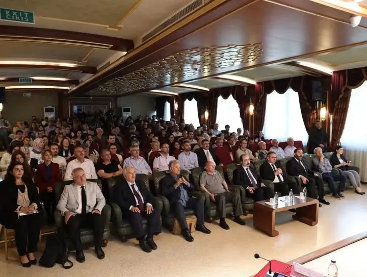 Halil İnalcık, Vefatının 10. Yılında Düzenlenen Özel Panelle Anıldı 5 Halil İnalcık, Vefatının 10. Yılında Düzenlenen Özel Panelle Anıldı