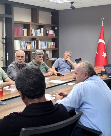 Yalova’da Biçerdöver Sahipleri ve Operatörlerine Yangın ve Hasat Uyarısı 10 Yalova’da Biçerdöver Sahipleri ve Operatörlerine Yangın ve Hasat Uyarısı