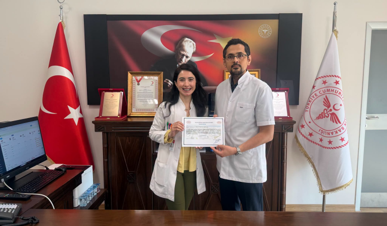 Yalova Eğitim ve Araştırma Hastanesi’nden TÜSEB Destekli Bilimsel Proje Başarısı: Preeklampsi Araştırmasına 499 Bin TL Destek 1 Yalova Eğitim ve Araştırma Hastanesi’nden TÜSEB Destekli Bilimsel Proje Başarısı: Preeklampsi Araştırmasına 499 Bin TL Destek