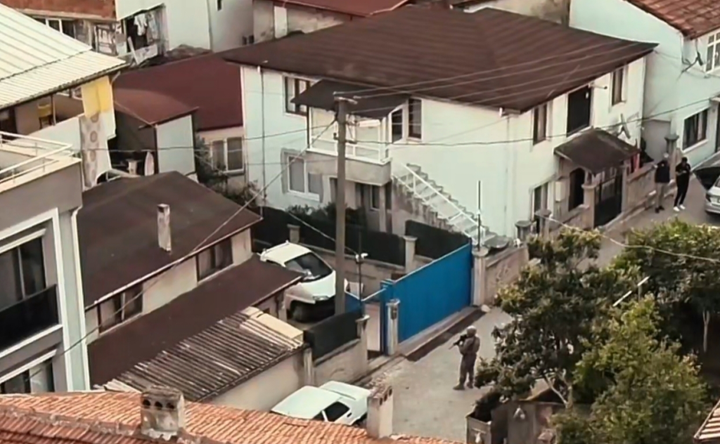 Yalova’da DEAŞ Operasyonu: 4 Şüpheli Yakalandı, 1 Kişi Tutuklandı