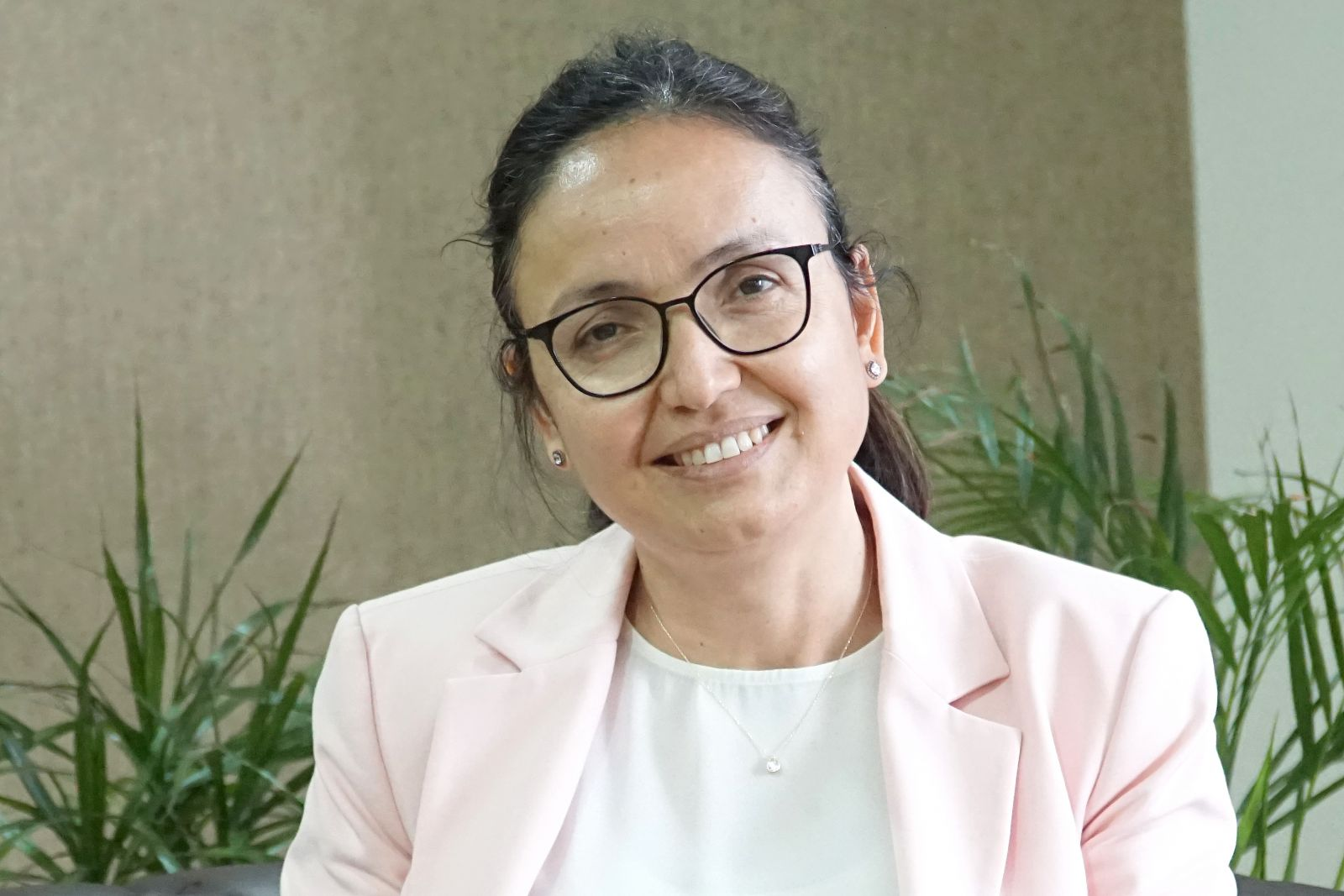 Eski Yalova Valisi Dr. Hülya Kaya’dan Babalar Günü’nde Duygusal Paylaşım: “Hayattaki En Büyük Şanslarımdan Biri, Canım Babamın Kızı Olmak” 2 Eski Yalova Valisi Dr. Hülya Kaya’dan Babalar Günü’nde Duygusal Paylaşım: “Hayattaki En Büyük Şanslarımdan Biri, Canım Babamın Kızı Olmak”