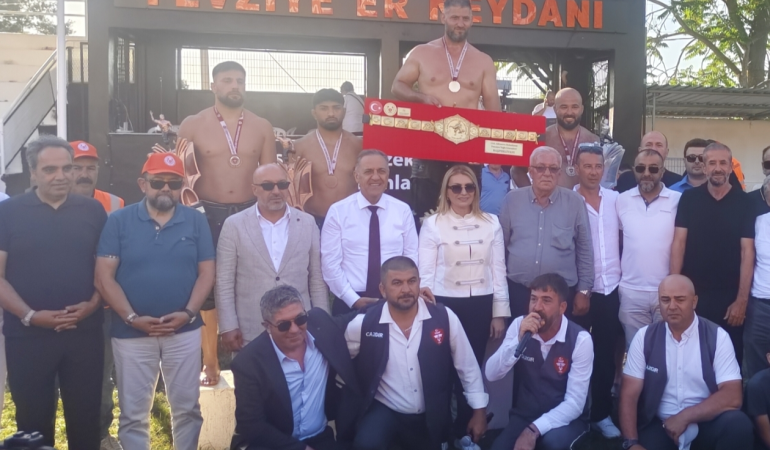116. Fevziye Yağlı Güreşleri’nde Tarihi Geri Dönüş: Er Meydanında Nefes Kesen Mücadeleler Yaşandı