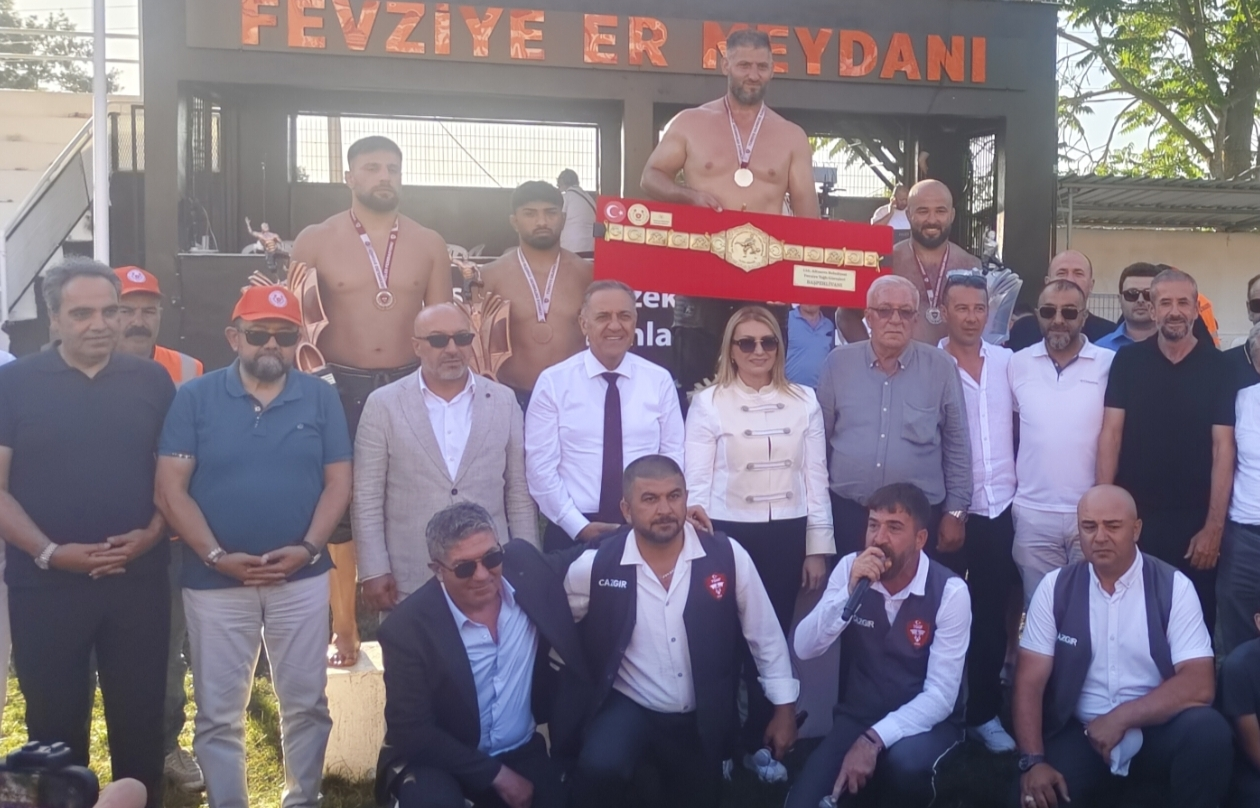 116. Fevziye Yağlı Güreşleri’nde Tarihi Geri Dönüş: Er Meydanında Nefes Kesen Mücadeleler Yaşandı 16 116. Fevziye Yağlı Güreşleri’nde Tarihi Geri Dönüş: Er Meydanında Nefes Kesen Mücadeleler Yaşandı