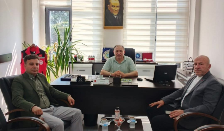 Türkiye Kamu-Sen Yalova Başkanı Mustafa Deviren’den İl Tarım ve Orman Müdürlüğü’ne Ziyaret 6 Türkiye Kamu-Sen Yalova Başkanı Mustafa Deviren’den İl Tarım ve Orman Müdürlüğü’ne Ziyaret