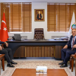 Yalova’da Yoğun Diplomasi Trafiği: Vali Ahmet Hamdi Usta’ya Önemli Ziyaretler: 21 Yalova’da Yoğun Diplomasi Trafiği: Vali Ahmet Hamdi Usta’ya Önemli Ziyaretler ve Eğitim Programında Kritik Mesajlar