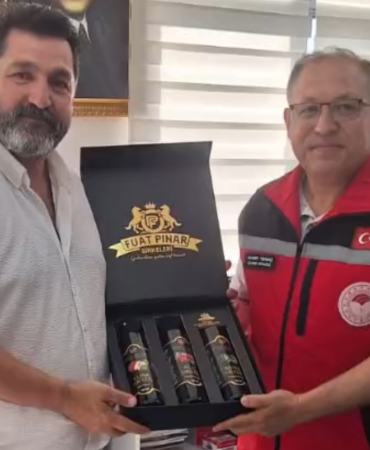 Yalova’nın Sirke Ustası Fuat Pınar’dan Tarım Müdürlüğüne Ziyaret: “Dünyanın En İyi Sirkelerini Üretiyorum”