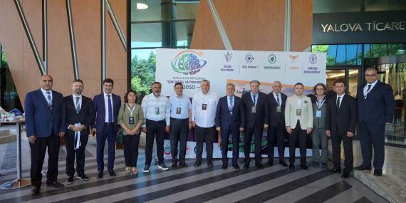 Yalova’da “Peyzaj ve Süs Bitkilerinde Yeni Nesil Vizyon Forumu 2050” Başladı: Sektörün Geleceği Masaya Yatırıldı 10 Yalova’da “Peyzaj ve Süs Bitkilerinde Yeni Nesil Vizyon Forumu 2050” Başladı: Sektörün Geleceği Masaya Yatırıldı