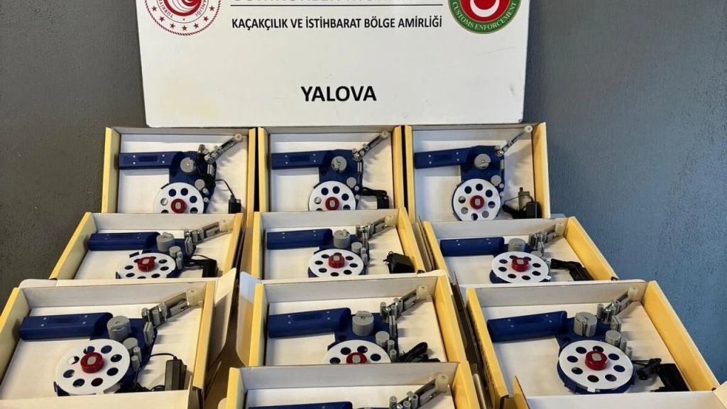 Yalova Ro-Ro Limanı'nda Kaçak Elektronik Etiketleme Makinesi Ele Geçirildi