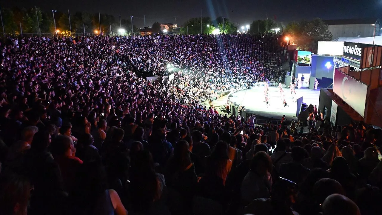 TUFAG Özel Gece İçin Geri Sayım Başladı: 500 Dansçı, 13 Ekip Aynı Sahnede Buluşacak