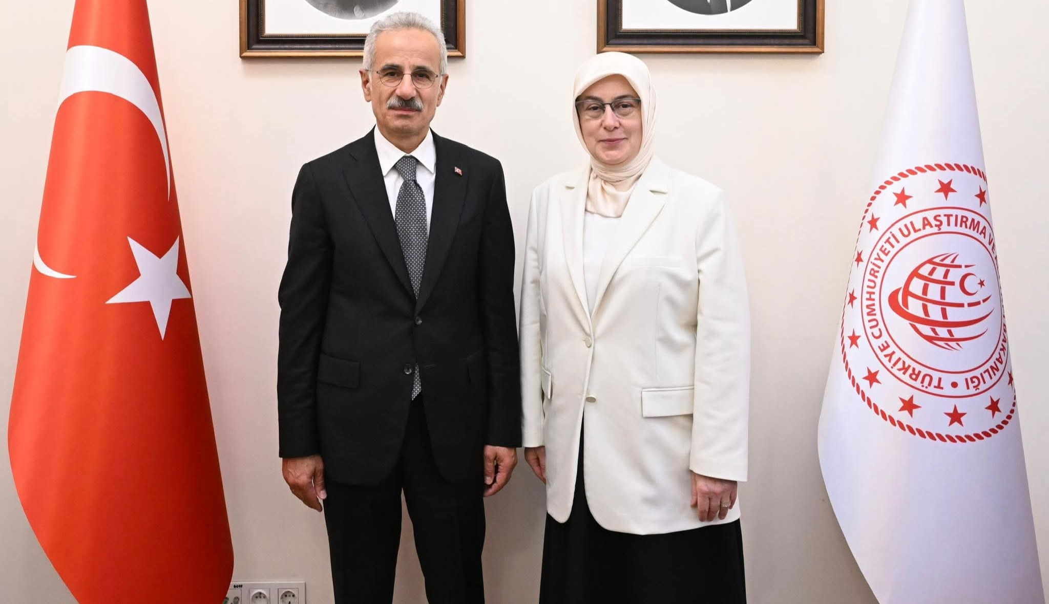 AK Parti Yalova Milletvekili Meliha Akyol, Ulaştırma Bakanı Abdulkadir Uraloğlu ile Yalova'daki Dev Yatırımları Değerlendirdi
