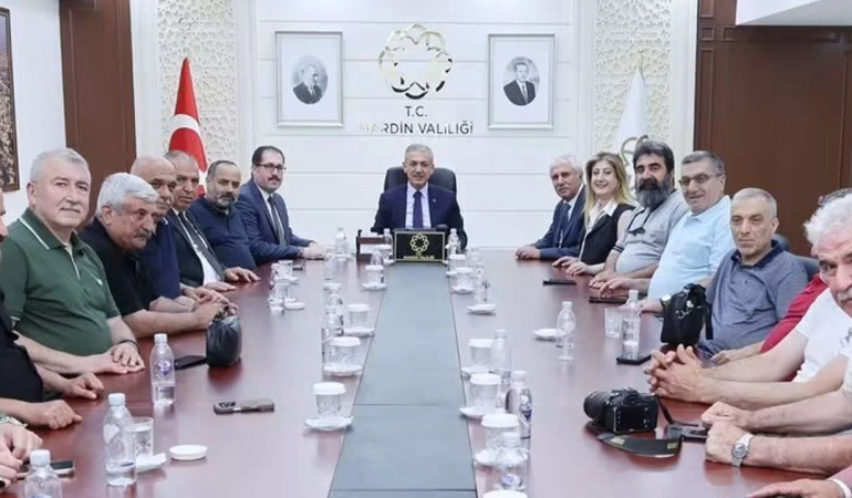 GGF’de Güven Tazeleyen Başkan Mehmet Çelik Yeniden Seçildi: Güneydoğu Basınından Birlik ve Dayanışma Mesajı
