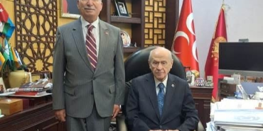MHP Yalova İl Başkanı Ahmet İhsan Güldoğan'dan Devlet Bahçeli'ye Ziyaret: Temmuz Ayı İlçe Kongreleri Masaya Yatırıldı 1 MHP Yalova İl Başkanı Ahmet İhsan Güldoğan'dan Devlet Bahçeli'ye Ziyaret: Temmuz Ayı İlçe Kongreleri Masaya Yatırıldı