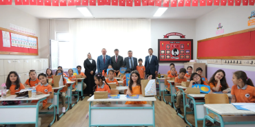 Çiftlikköy’de 9 Bin 589 Öğrenci Karne Heyecanı Yaşadı: Yaz Tatili Resmen Başladı 3 Çiftlikköy’de 9 Bin 589 Öğrenci Karne Heyecanı Yaşadı: Yaz Tatili Resmen Başladı