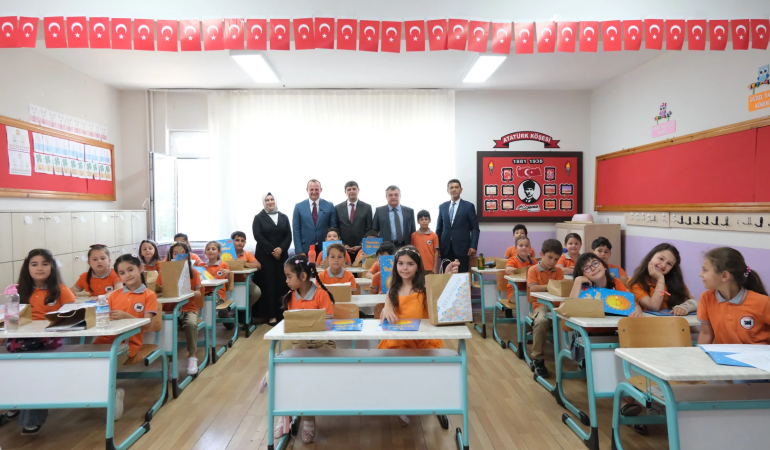 Çiftlikköy’de 9 Bin 589 Öğrenci Karne Heyecanı Yaşadı: Yaz Tatili Resmen Başladı