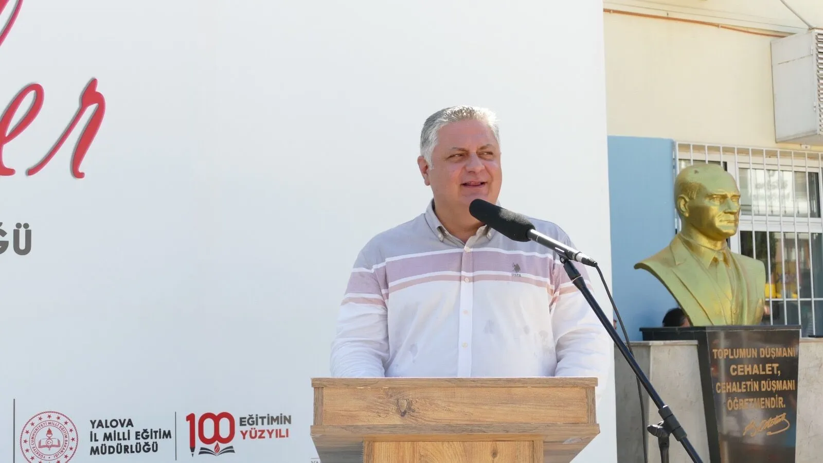 Yalova’da Karne Heyecanı Yaşandı: 2025-2026 Eğitim Öğretim Yılı Sona Erdi