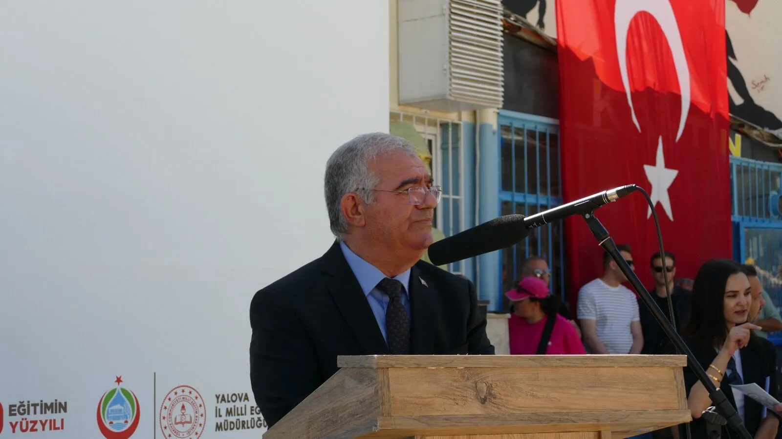 Yalova’da Karne Heyecanı Yaşandı: 2025-2026 Eğitim Öğretim Yılı Sona Erdi