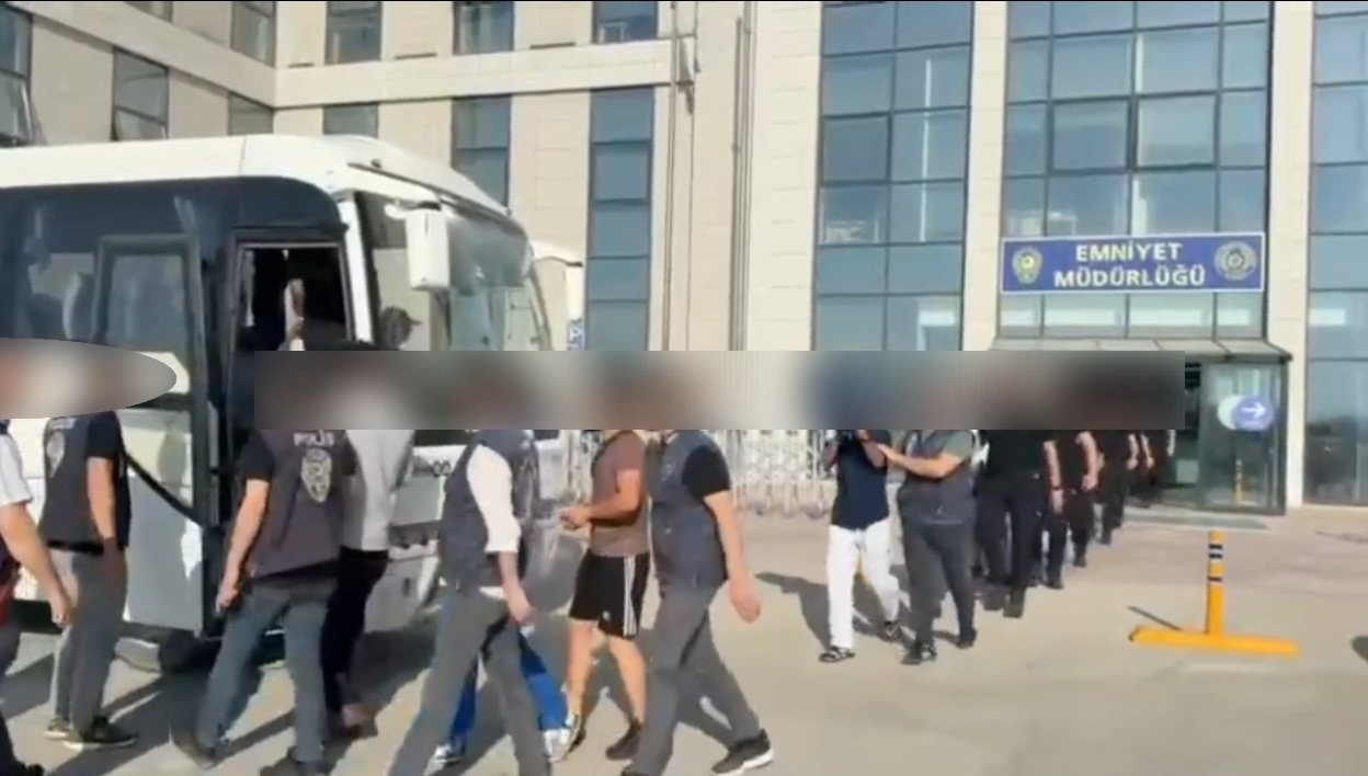Yalova Merkezli Siber Dolandırıcılık Operasyonu: 28 Tutuklama, 400 Mağdur