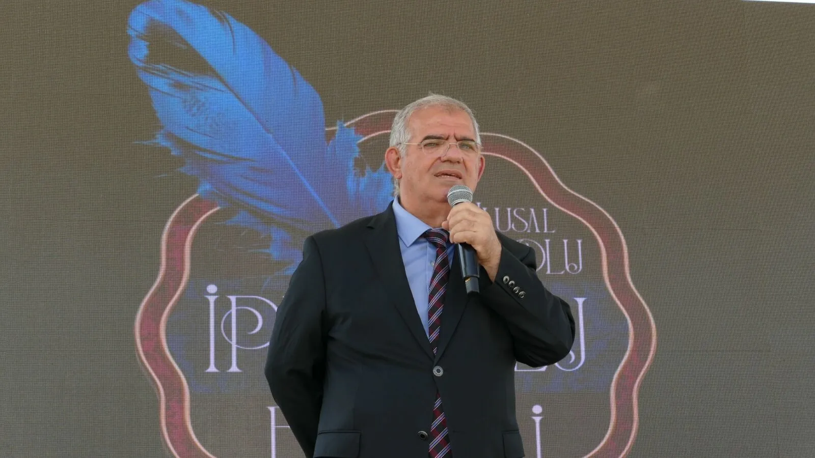 2. Uluslararası Yalova İpekyolu Festivali Büyük İlgi Gördü: Binlerce Kişi Kültür ve Sanatla Buluştu 10 2. Uluslararası Yalova İpekyolu Festivali Büyük İlgi Gördü: Binlerce Kişi Kültür ve Sanatla Buluştu