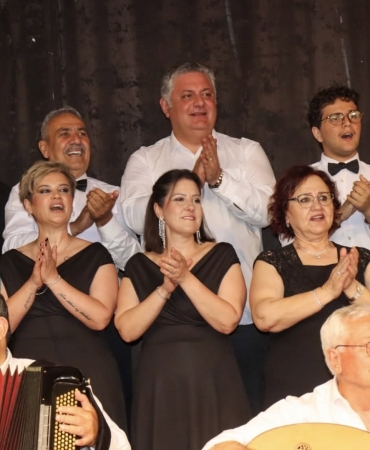 Nevbahar Türk Sanat Müziği Topluluğu’ndan Unutulmaz Gece: “Bir Güfte Bir Beste” Konseri Büyük Beğeni Topladı 4 Nevbahar Türk Sanat Müziği Topluluğu’ndan Unutulmaz Gece: “Bir Güfte Bir Beste” Konseri Büyük Beğeni Topladı