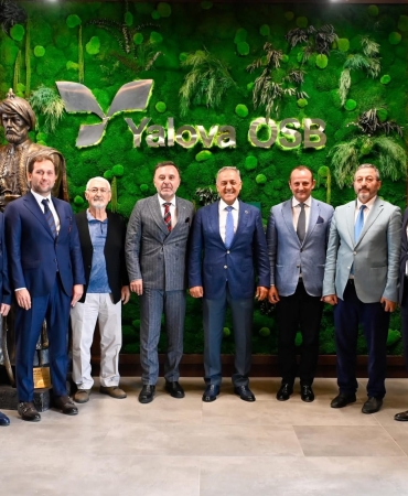 Yalova Makine İhtisas OSB'de Kritik Zirve! Yatırımlar, Altyapı ve Gelecek Vizyonu Masaya Yatırıldı 2 Yalova Makine İhtisas OSB'de Kritik Zirve! Yatırımlar, Altyapı ve Gelecek Vizyonu Masaya Yatırıldı