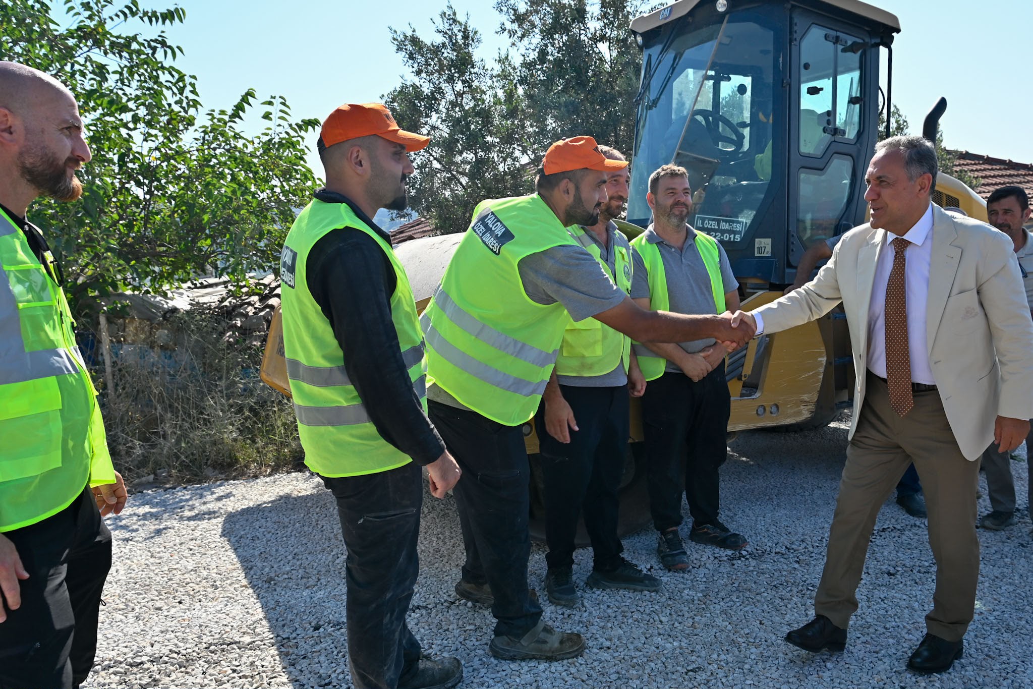 Yalova’da 2026 Yol Yapım Sezonu Başladı: İl Özel İdaresi 68 Noktada Çalışma Yürütecek 7 Yalova’da 2026 Yol Yapım Sezonu Başladı: İl Özel İdaresi 68 Noktada Çalışma Yürütecek