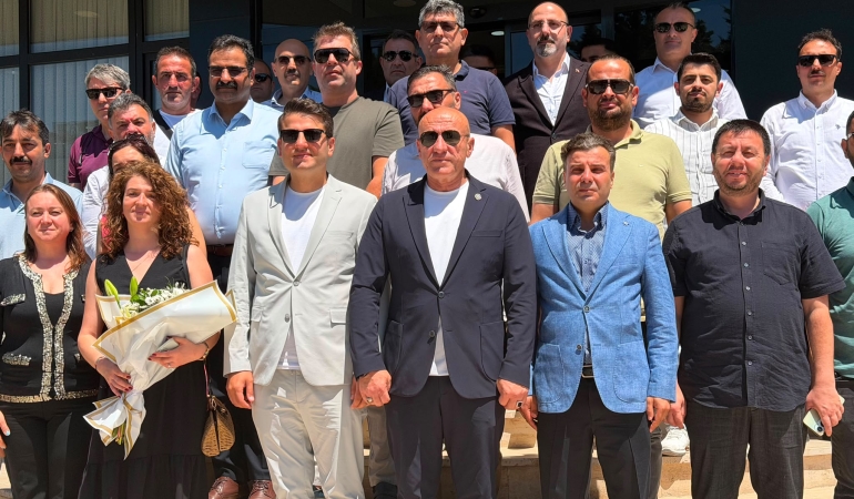 Yalova Kamu-Sen İl Başkanlığı’nda Devir Teslim: Sait Çolak Görevi Devraldı