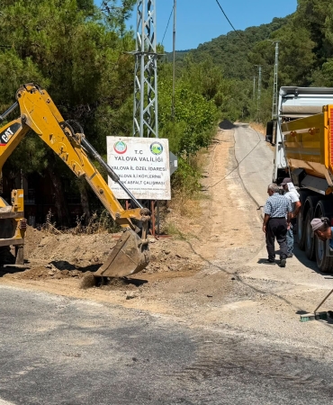 Yalova’da Köy Yollarında Büyük Dönüşüm: İl Özel İdaresi Yol Çalışmalarını Aralıksız Sürdürüyor 10 Yalova’da Köy Yollarında Büyük Dönüşüm: İl Özel İdaresi Yol Çalışmalarını Aralıksız Sürdürüyor