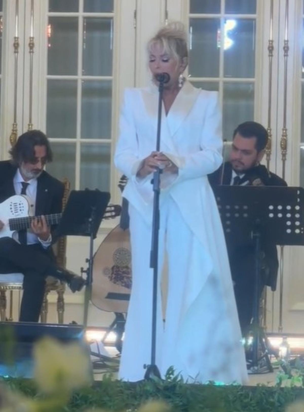 Emine Erdoğan’ın NATO Liderler Zirvesi Kapsamındaki Davetinden Yeni Görüntüler Paylaşıldı: 5 Emine Erdoğan’ın NATO Liderler Zirvesi Kapsamındaki Davetinden Yeni Görüntüler Paylaşıldı: