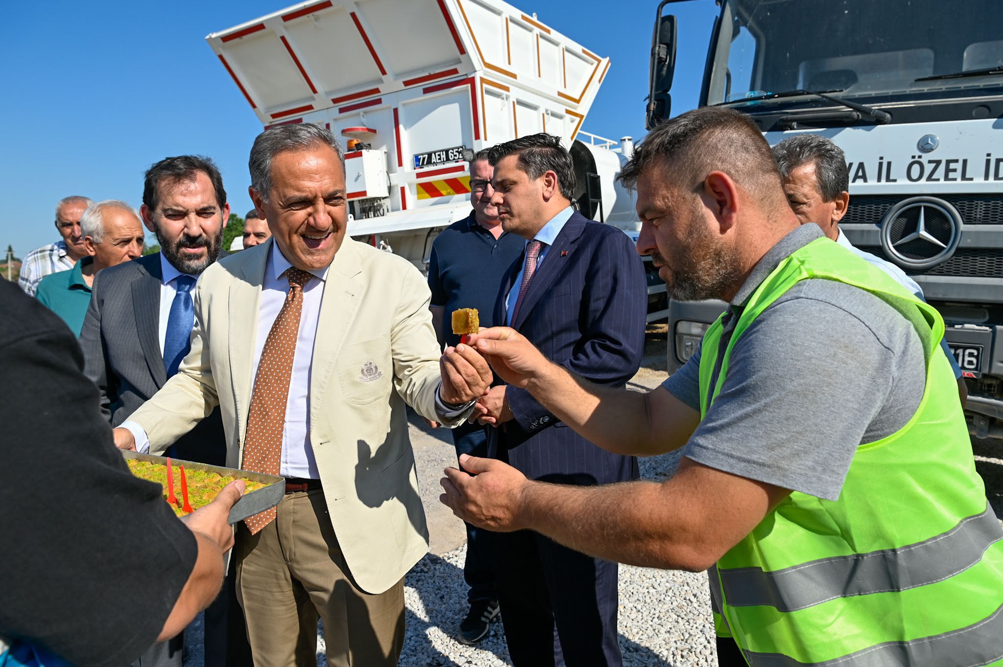 Yalova’da 2026 Yol Yapım Sezonu Başladı: İl Özel İdaresi 68 Noktada Çalışma Yürütecek 1 Yalova’da 2026 Yol Yapım Sezonu Başladı: İl Özel İdaresi 68 Noktada Çalışma Yürütecek