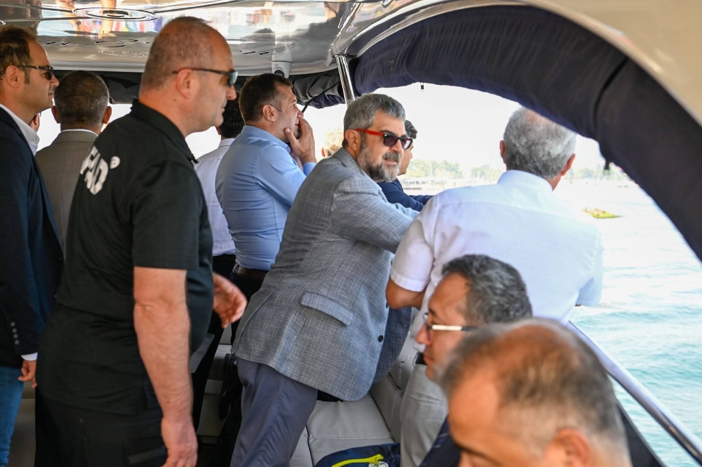 Yalova’da 1 Temmuz Denizcilik ve Kabotaj Bayramı Coşkusu: İl Sağlık Müdürü Kaşıkcı Resmi Törene Katıldı