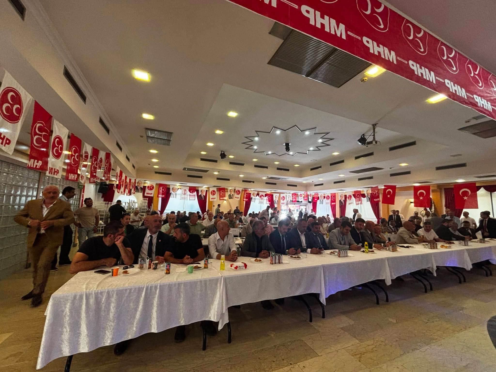 MHP Altınova İlçe Kongresi Tamamlandı: Ramazan Uysal Güven Tazeledi 11 MHP Altınova İlçe Kongresi Tamamlandı: Ramazan Uysal Güven Tazeledi