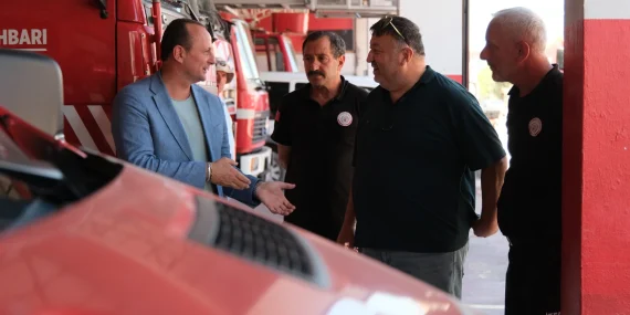 Başkan Adil Yele, Çiftlikköy İtfaiyesi’ni Ziyaret Etti: “İtfaiyecilerimizin Yanındayız”