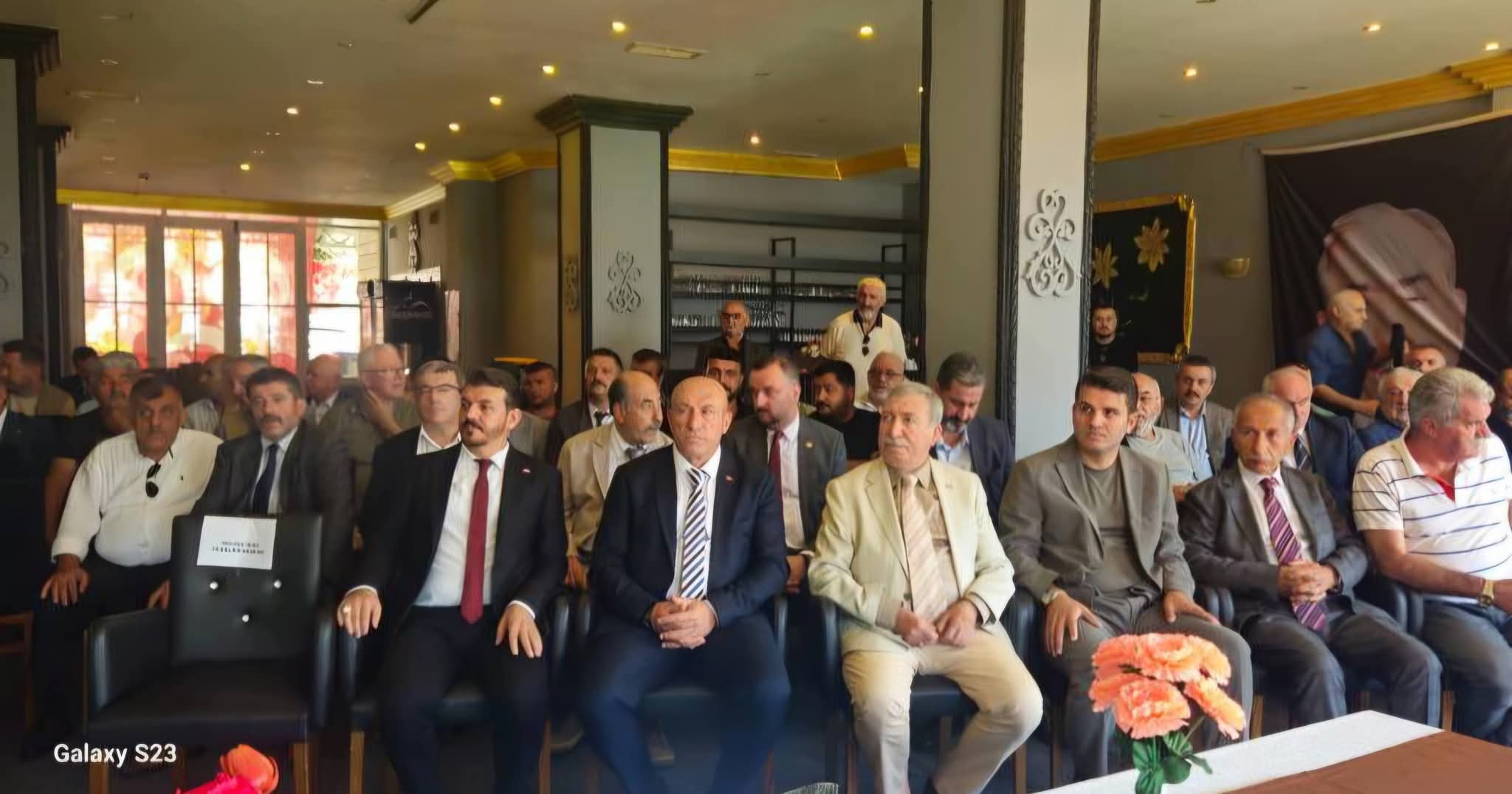 MHP TERMAL İLÇE KONGRESİNDE GÜVEN TAZELENDİ: SERKAN ERGEN YENİDEN BAŞKAN SEÇİLDİ 5 MHP TERMAL İLÇE KONGRESİNDE GÜVEN TAZELENDİ: SERKAN ERGEN YENİDEN BAŞKAN SEÇİLDİ