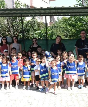 Minikler Sıfır Atık Merkezinde Çevre Bilinci Kazandı