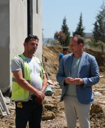 Başkan Yele, Bayraktepe Su Deposu’ndaki Çalışmaları Yerinde İnceledi 10 Başkan Yele, Bayraktepe Su Deposu’ndaki Çalışmaları Yerinde İnceledi