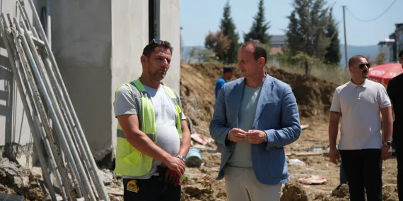 Başkan Yele, Bayraktepe Su Deposu’ndaki Çalışmaları Yerinde İnceledi 12 Başkan Yele, Bayraktepe Su Deposu’ndaki Çalışmaları Yerinde İnceledi