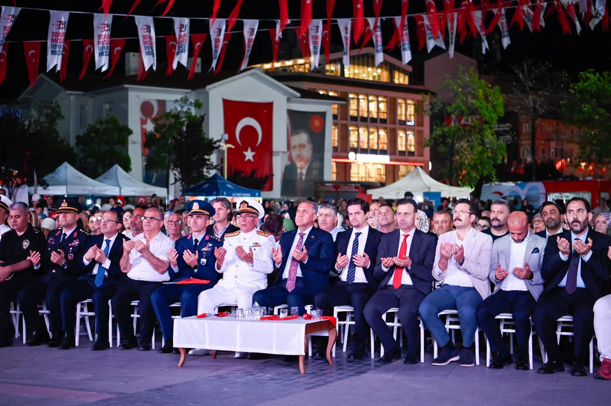 Yalova’da 15 Temmuz Demokrasi ve Milli Birlik Günü’nün 10. Yılında Anlamlı Anma Programları Düzenlendi