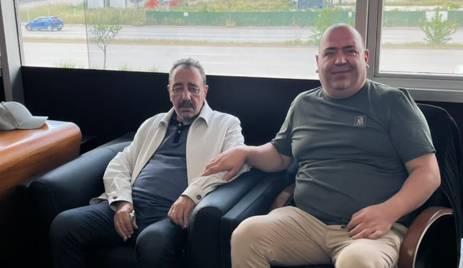 ORÇEM Kurucu Başkanı Volkan Özdemir’den Hamdi Ulukaya’ya Destek Mesajı: “Hamdi Ulukaya Siyaset Üstü Bir Değerdir” 4 ORÇEM Kurucu Başkanı Volkan Özdemir’den Hamdi Ulukaya’ya Destek Mesajı: “Hamdi Ulukaya Siyaset Üstü Bir Değerdir”