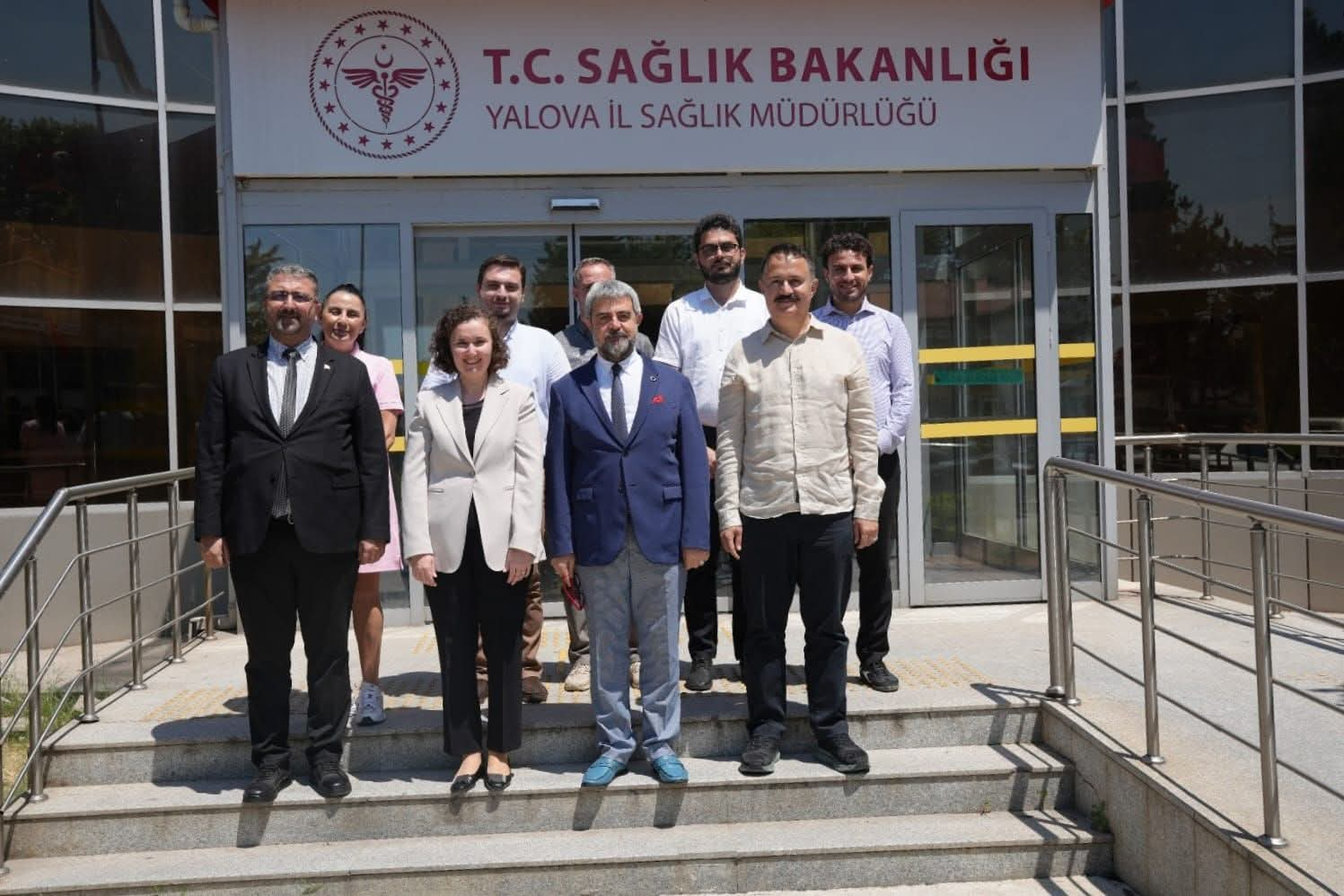 Yalova Vali Yardımcısı İdil Özdemir Doğan’dan İl Sağlık Müdürlüğü’ne Veda Ziyareti 2 Yalova Vali Yardımcısı İdil Özdemir Doğan’dan İl Sağlık Müdürlüğü’ne Veda Ziyareti