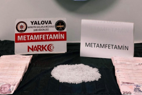 Yalova’da Narkotik Operasyonu: 9 Şüpheli Yakalandı, 3 Kişi Tutuklandı 10 Yalova’da Narkotik Operasyonu: 9 Şüpheli Yakalandı, 3 Kişi Tutuklandı
