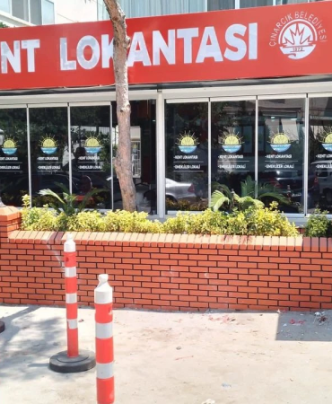 Çınarcık’ta Kent Lokantası Hizmete Açılıyor: Başkan Avni Kurt’tan Açılışa Davet 3 Çınarcık’ta Kent Lokantası Hizmete Açılıyor: Başkan Avni Kurt’tan Açılışa Davet
