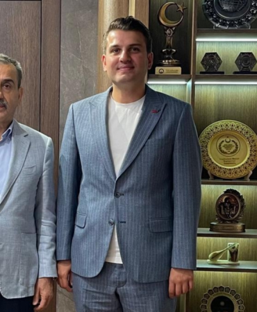 Türkiye Kamu-Sen Yalova İl Temsilciliği’nde Görev Değişimi: Sait Çolak’tan Birlik ve Mücadele Mesajı 2 Türkiye Kamu-Sen Yalova İl Temsilciliği’nde Görev Değişimi: Sait Çolak’tan Birlik ve Mücadele Mesajı