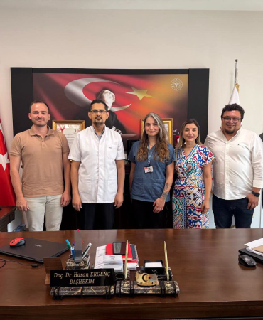 Yalova Eğitim ve Araştırma Hastanesi’nde Bir İlk: Acil Tıp Anabilim Dalı’nda İlk Asistan Hekim Göreve Başladı 9 Yalova Eğitim ve Araştırma Hastanesi’nde Bir İlk: Acil Tıp Anabilim Dalı’nda İlk Asistan Hekim Göreve Başladı
