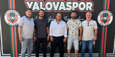Yalova Futbolunda Tarihi İş Birliği: Çiftlikköy Belediyespor ile Yalovaspor Güçlerini Birleştiriyor 94 Yalova Futbolunda Tarihi İş Birliği: Çiftlikköy Belediyespor ile Yalovaspor Güçlerini Birleştiriyor