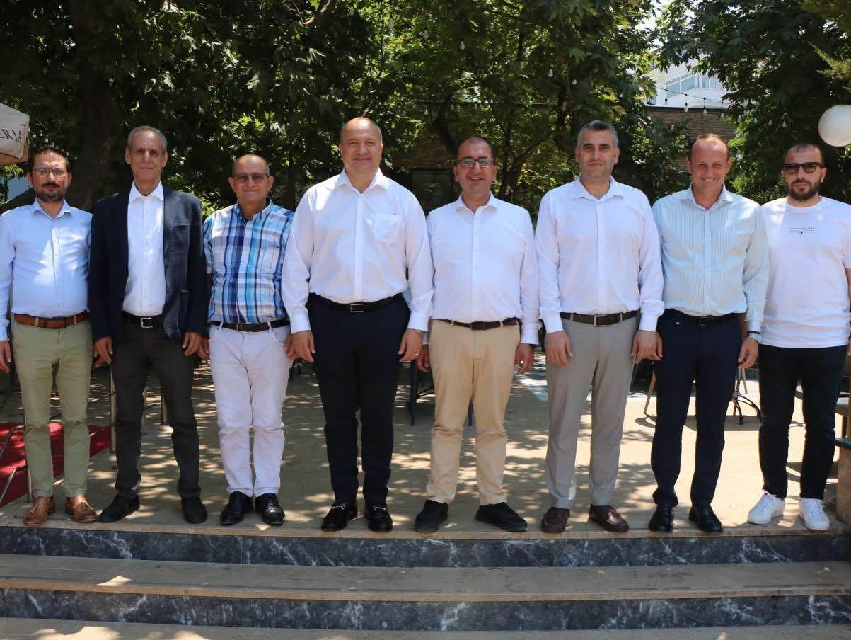 Çınarcık Kent Lokantası Hizmete Girdi: Sosyal Belediyecilikte Yeni Dönem Başladı 4 Çınarcık Kent Lokantası Hizmete Girdi: Sosyal Belediyecilikte Yeni Dönem Başladı