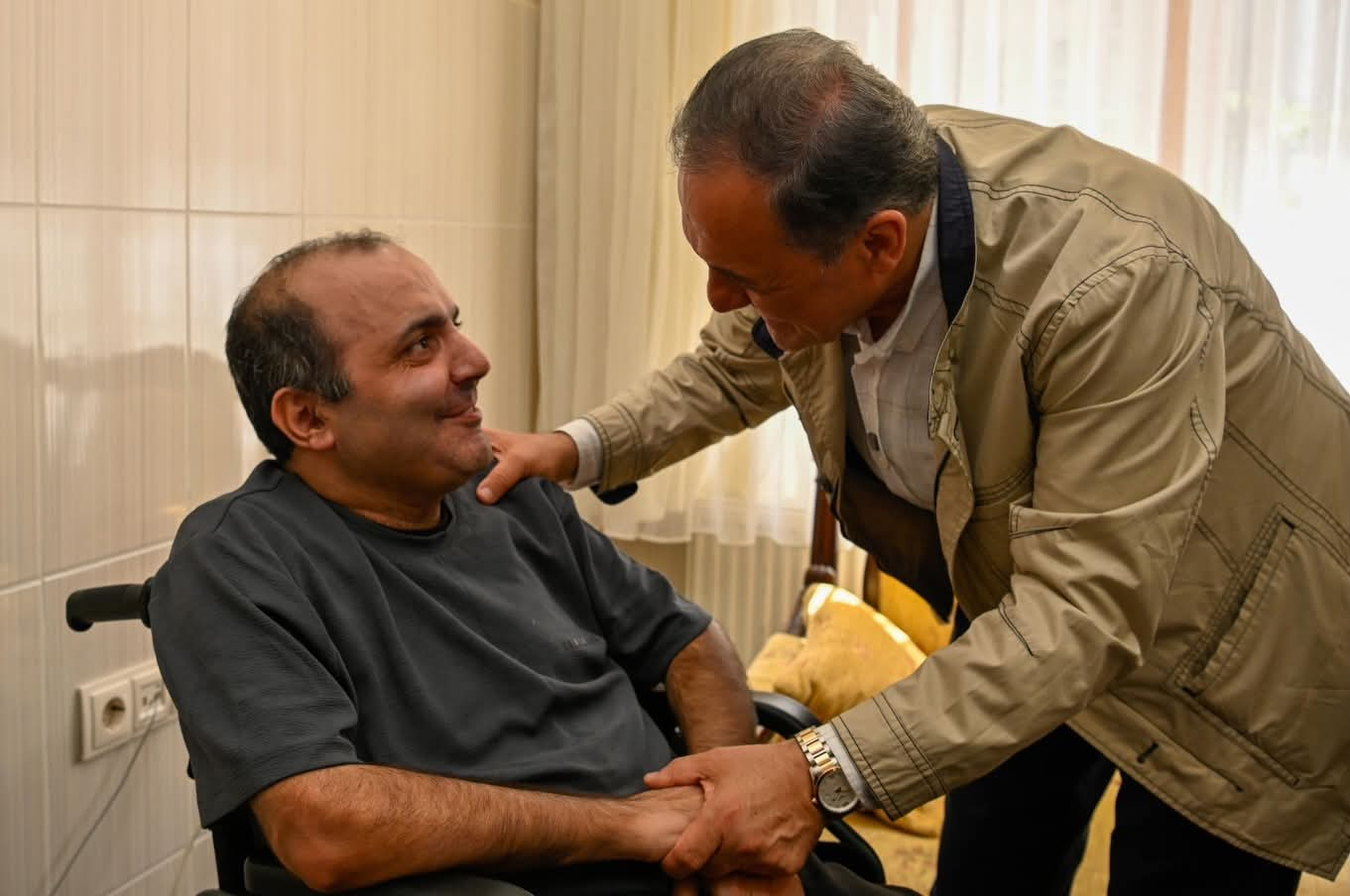 Mengüverdi’den Vali Usta’ya Duygusal Teşekkür: “Vali Beyden Bunu Beklemiyordum” 5 Mengüverdi’den Vali Usta’ya Duygusal Teşekkür: “Vali Beyden Bunu Beklemiyordum”