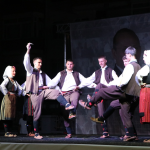 Çiftlikköy’de Kafkas Halk Dansları Festivali Coşkusu: Kafkas Şöleni Renkli Gösterilerle Sona Erdi 18 Çiftlikköy’de Kafkas Halk Dansları Festivali Coşkusu: Kafkas Şöleni Renkli Gösterilerle Sona Erdi