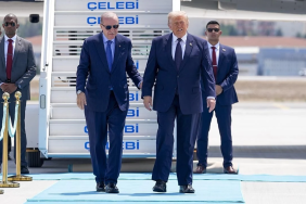 Trump Ankara'da: Erdoğan ile Kritik Zirve! Türkiye-ABD İlişkilerinde Yeni Dönem Mesajı 14 Trump Ankara'da: Erdoğan ile Kritik Zirve! Türkiye-ABD İlişkilerinde Yeni Dönem Mesajı